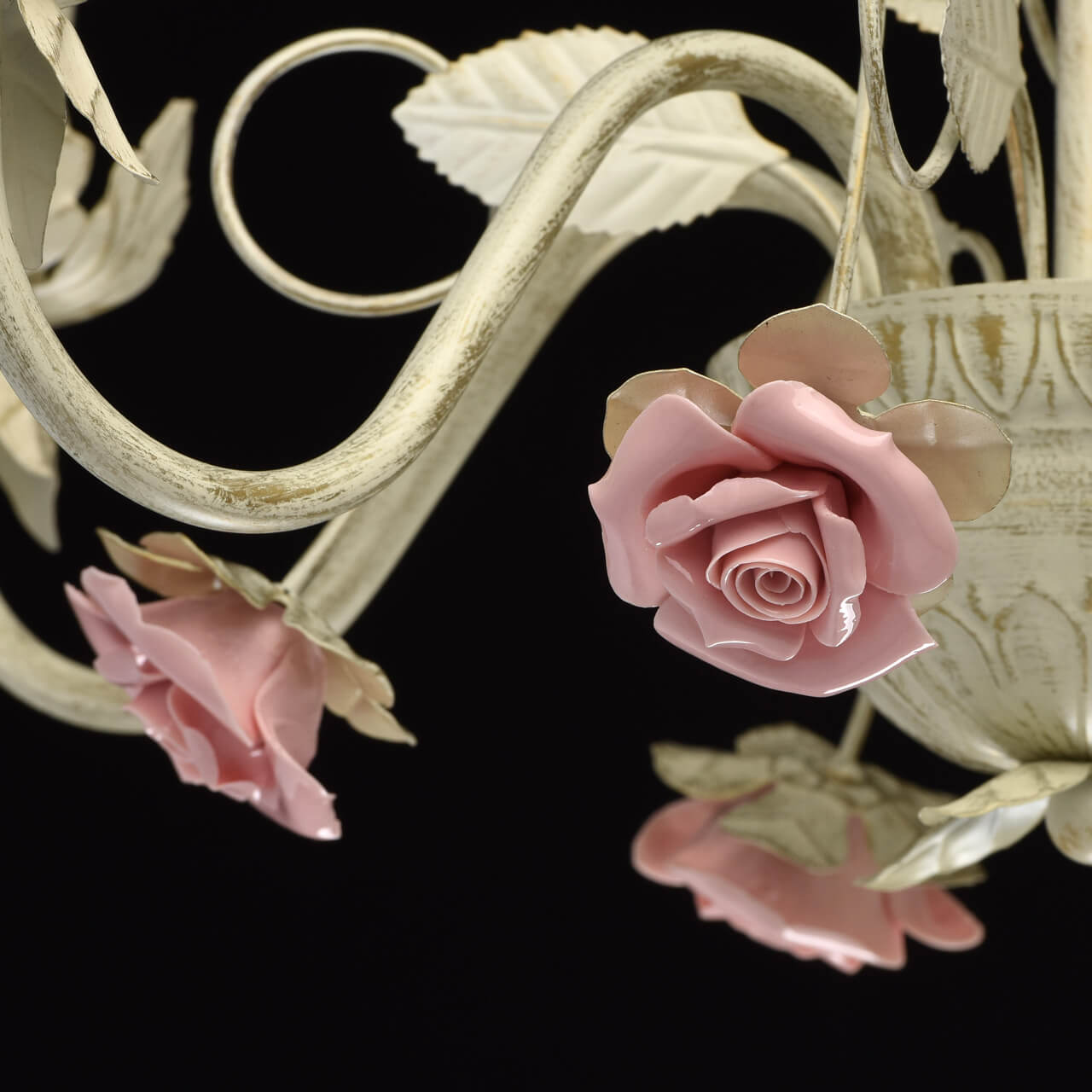 Подвесная люстра De Markt City Букет 421015005 Подвесная люстра De Markt City Букет 421015005