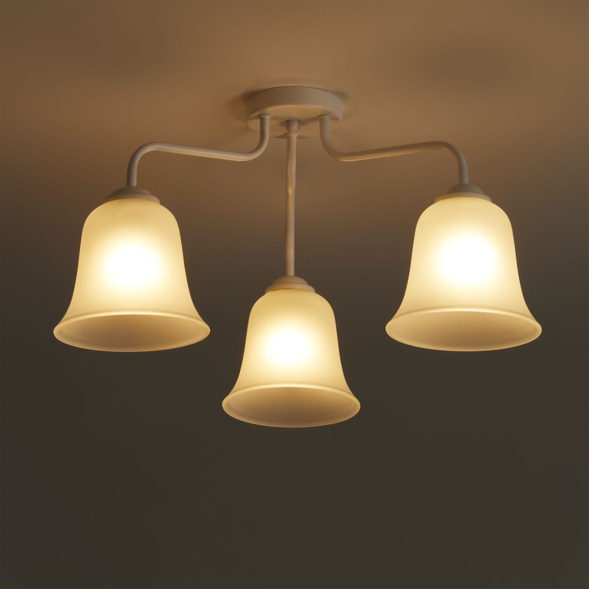 Потолочная люстра Freya Bells FR5448CL-03W