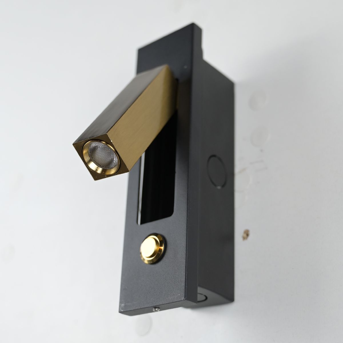 Спот ImperiumLoft Chelsom 144290-22
