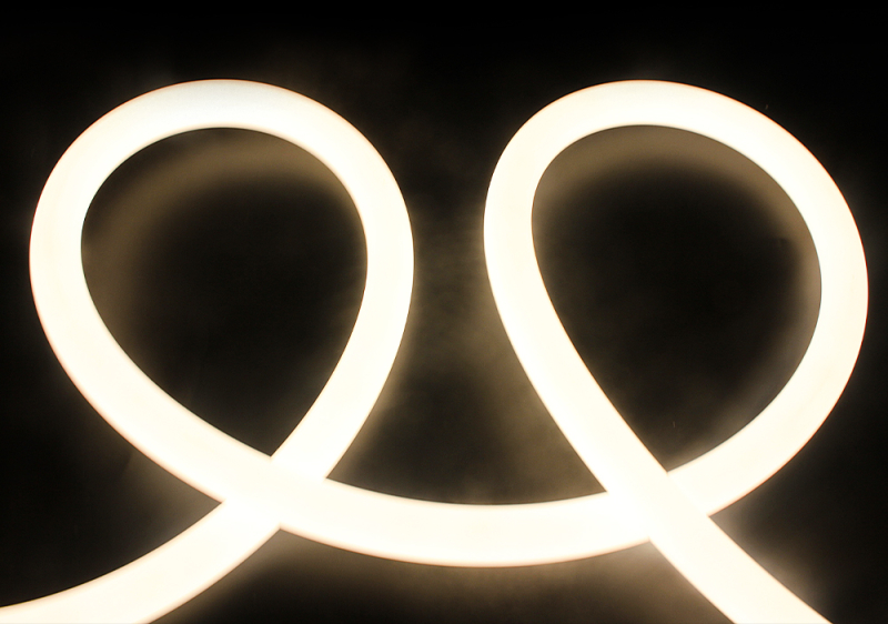 Светодиодная лента SWG 2835 360 LED/м 16 Вт/м 24В 4000K IP66 013283