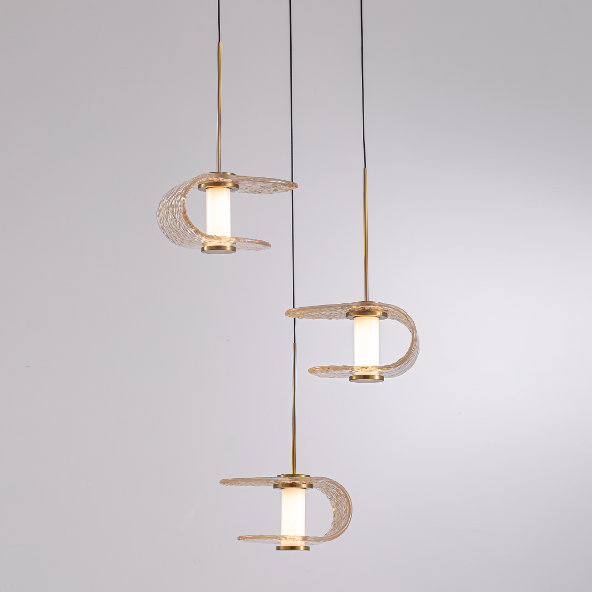 Подвесной светильник Delight Collection MD24020901-3A gold/cognac Подвесной светильник Delight Collection MD24020901-3A gold/cognac
