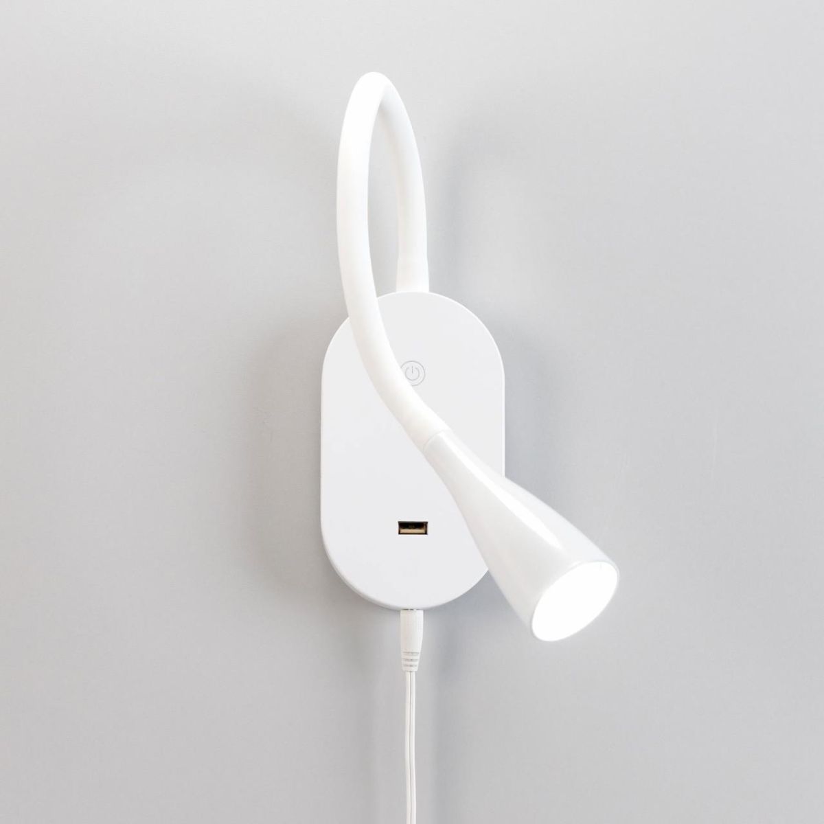 Светильник настенный Citilux Рио CL704380N