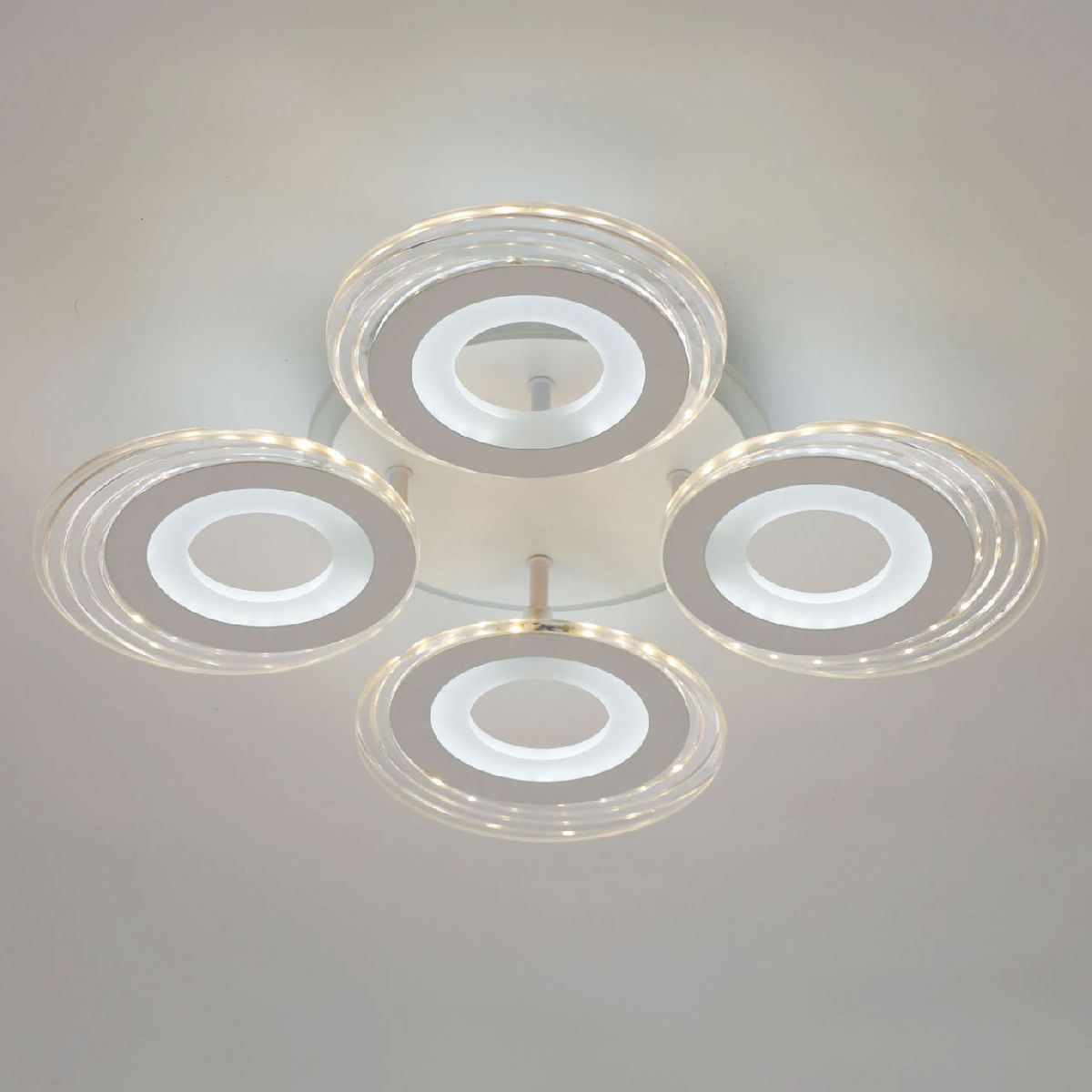 Потолочная люстра De Markt City Мадлен 424013605