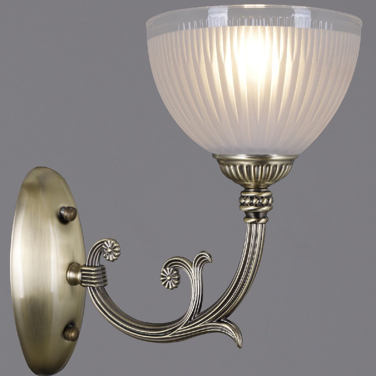 Бра Illumico IL9939-1WSQ-24 AB CAPELLA Бра Illumico IL9939-1WSQ-24 AB CAPELLA