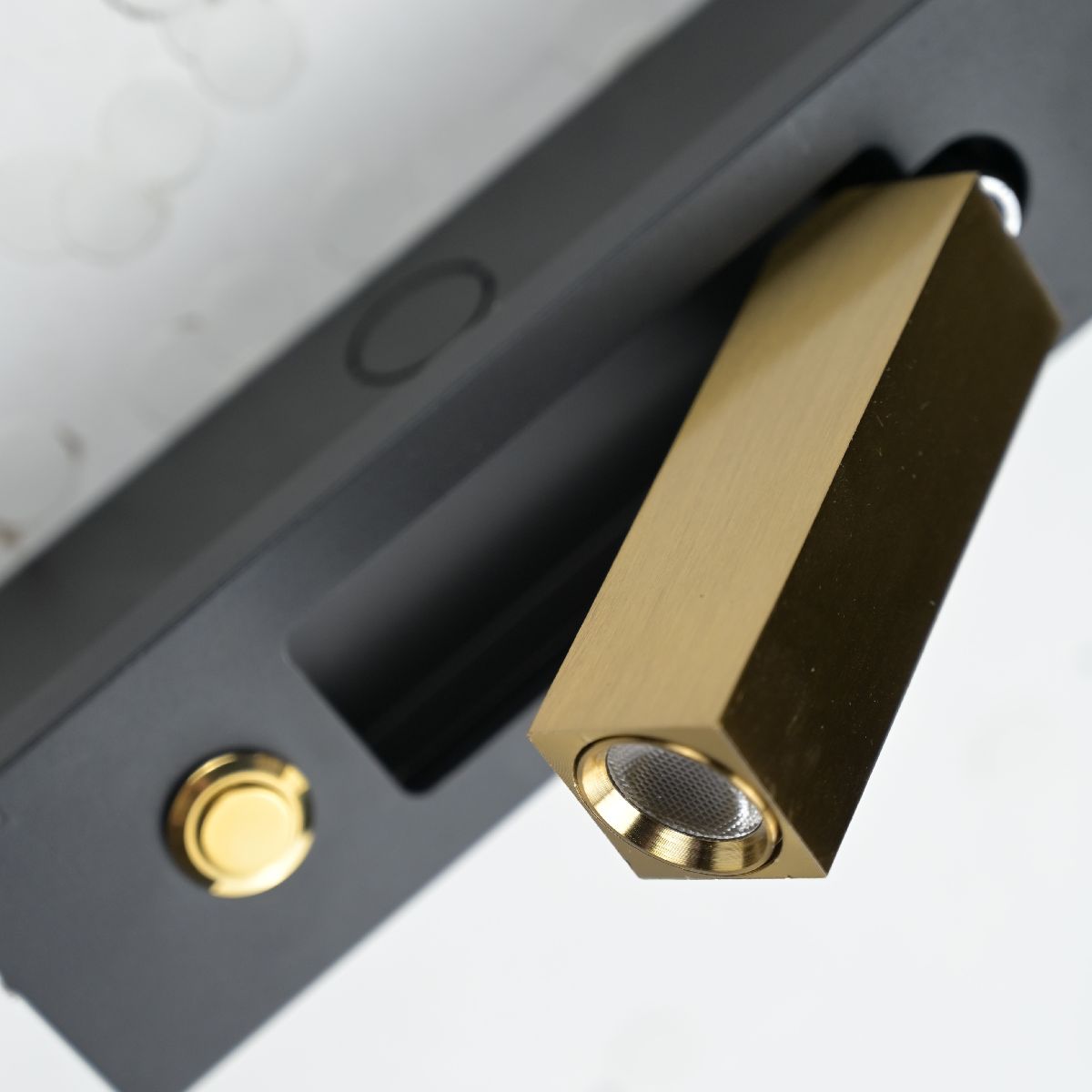 Спот ImperiumLoft Chelsom 144290-22