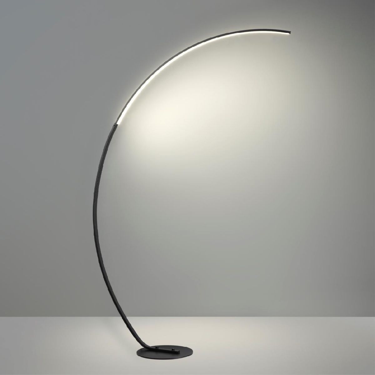 Торшеры изогнутые