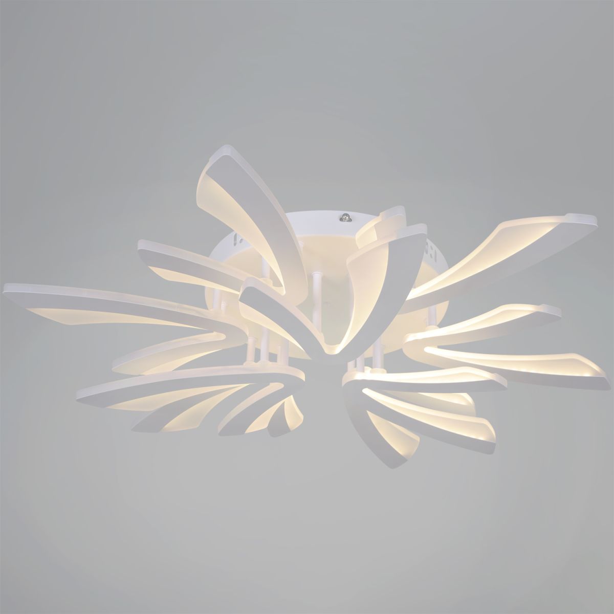 Потолочная люстра Reluce 59090-0.3-6+3 WH