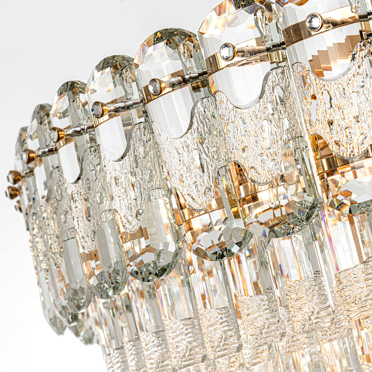 Подвесная люстра Modelux ML.7092.1000 GD