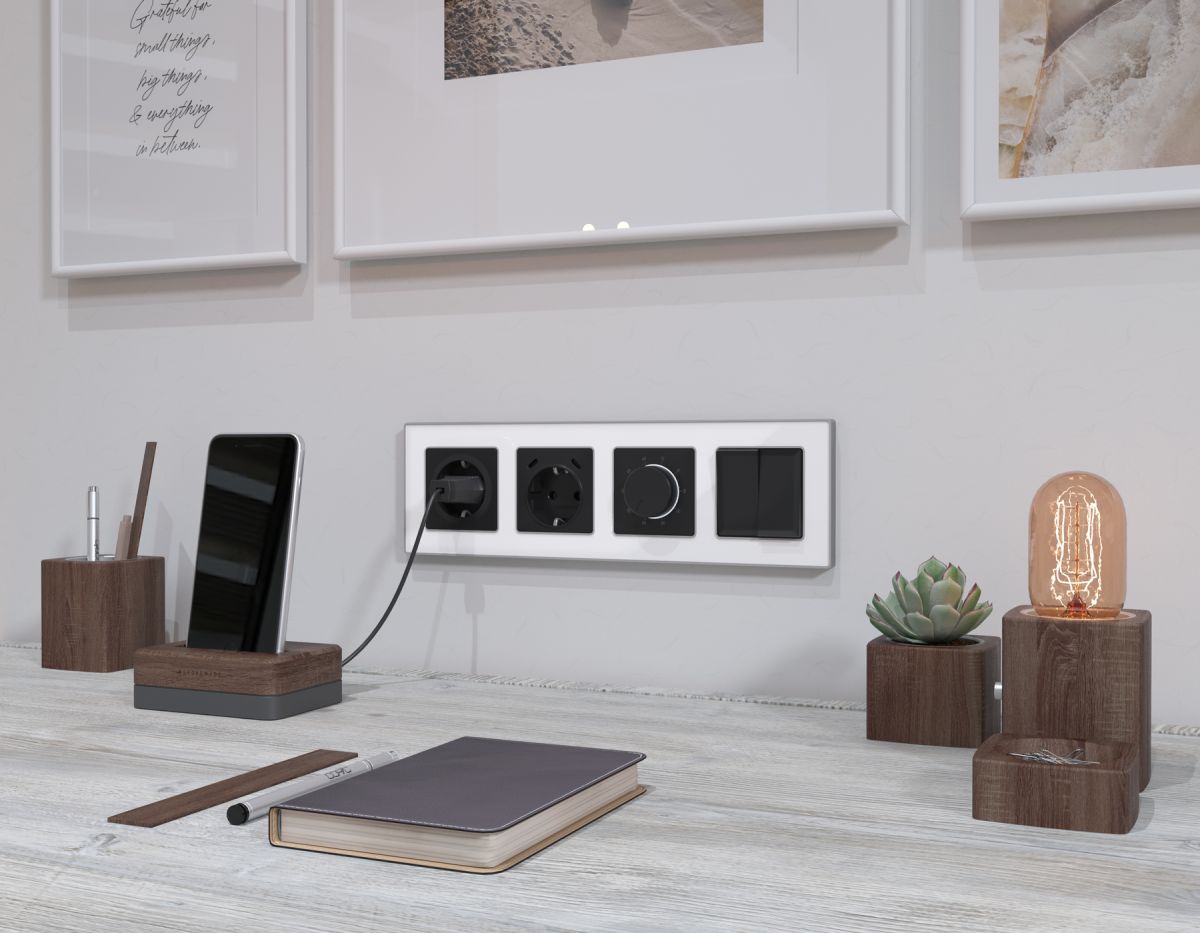 Лицевая панель Alfa (Черный матовый) для терморегулятора теплого пола Quant Ambrella Volt AP8057