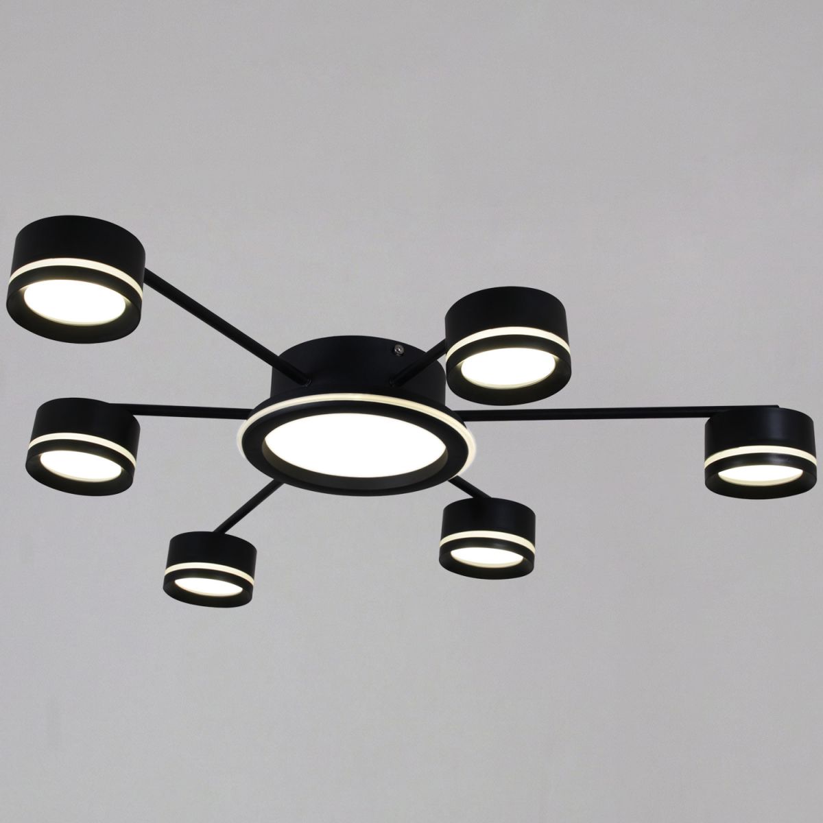 Потолочная люстра Reluce 20590-0.3-3+3+1 Black