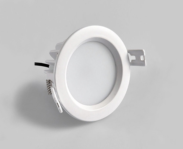 Встраиваемый светильник Italline IT08-8018 white 3000K Встраиваемый светильник Italline IT08-8018 white 3000K