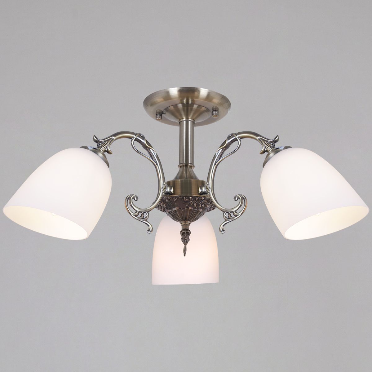 Потолочная люстра Reluce 70577-0.3-03